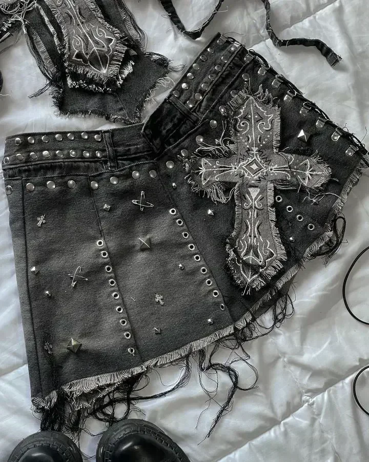 Y2K Knitted Splicing Short Skirt Two Piece Set Women Knitted Long Sleeved Sweater Cute Bow Mini Pleated Skirt Autumn Winter Suit - Image 16