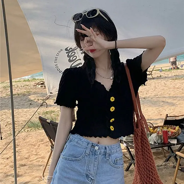 Korean Fashion Casual Sweet Hot Girl Knit T-shirt Sexy Short Sleeve Women Solid V-neck Button Cardigan Summer Chic Slim Tops - Image 7