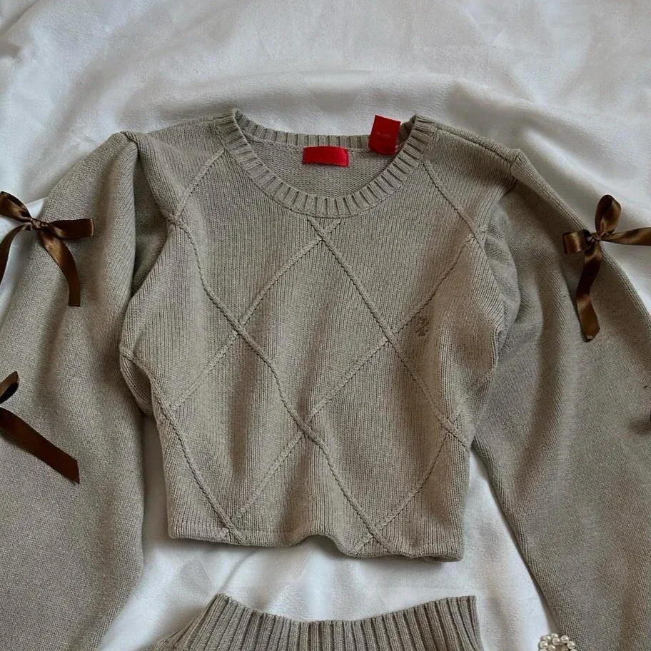 Y2K Knitted Splicing Short Skirt Two Piece Set Women Knitted Long Sleeved Sweater Cute Bow Mini Pleated Skirt Autumn Winter Suit - Image 3